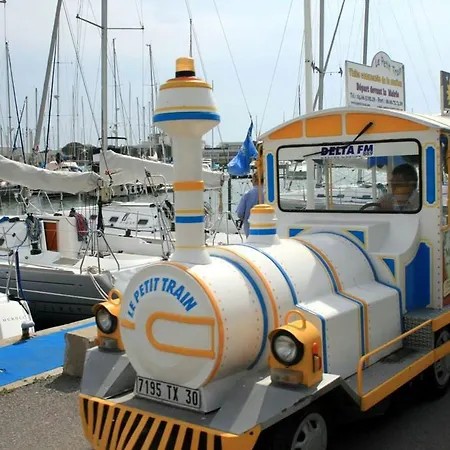 2 Pièces Climatisé Avec Parking, Proche - Fr-1-307-254 *