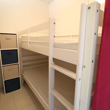 2 Pièces Climatisé Avec Parking, Proche - Fr-1-307-254 Appartement *